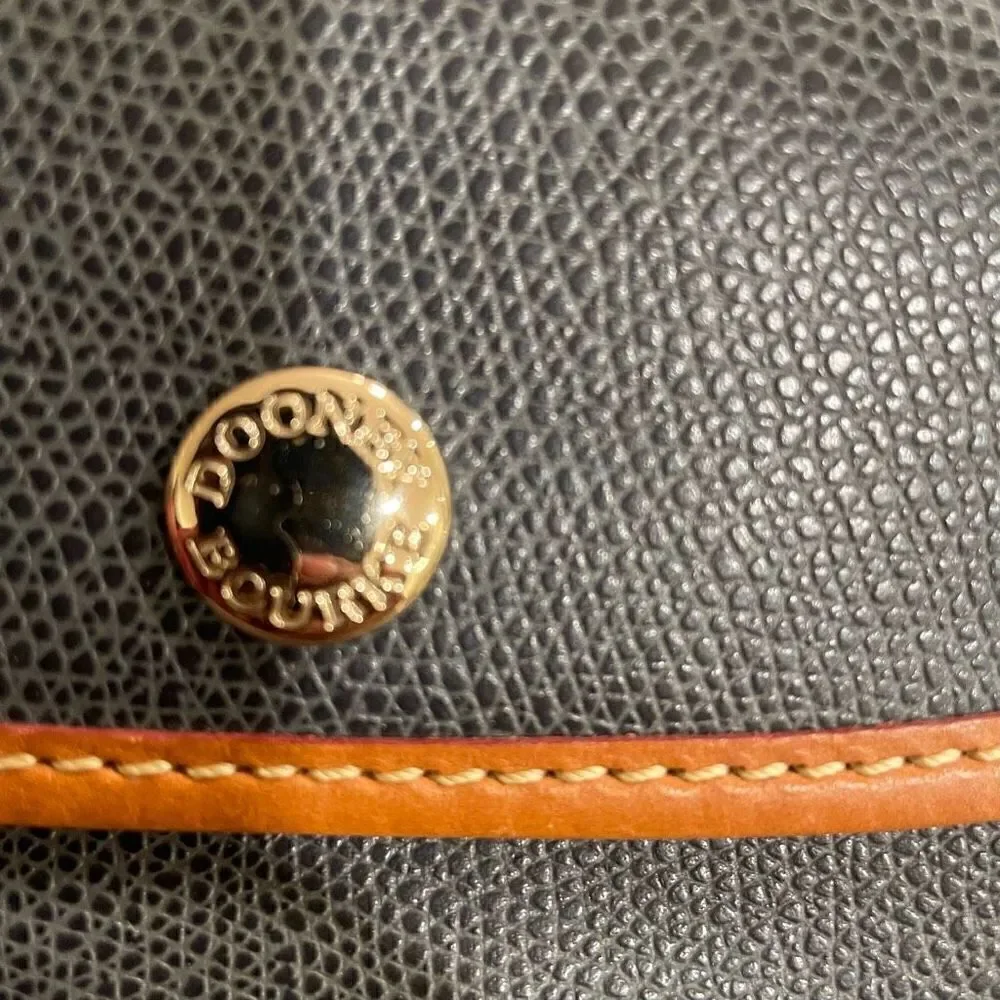 Dooney & Bourke Coin Purse Leather Pebbled Wristlet Navy Brown Trim